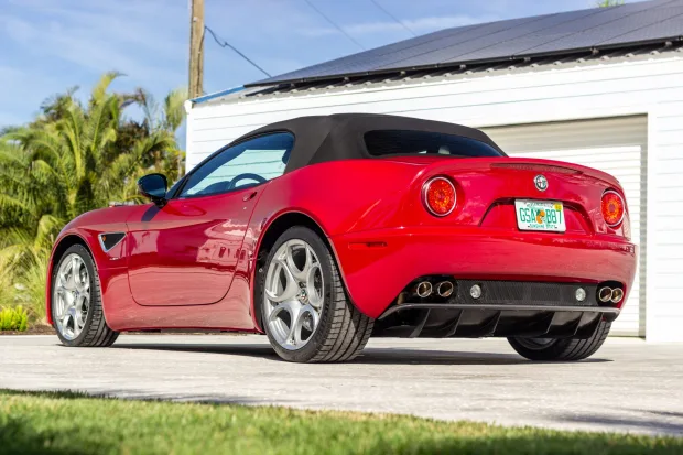 Rear Alfa 8c bing