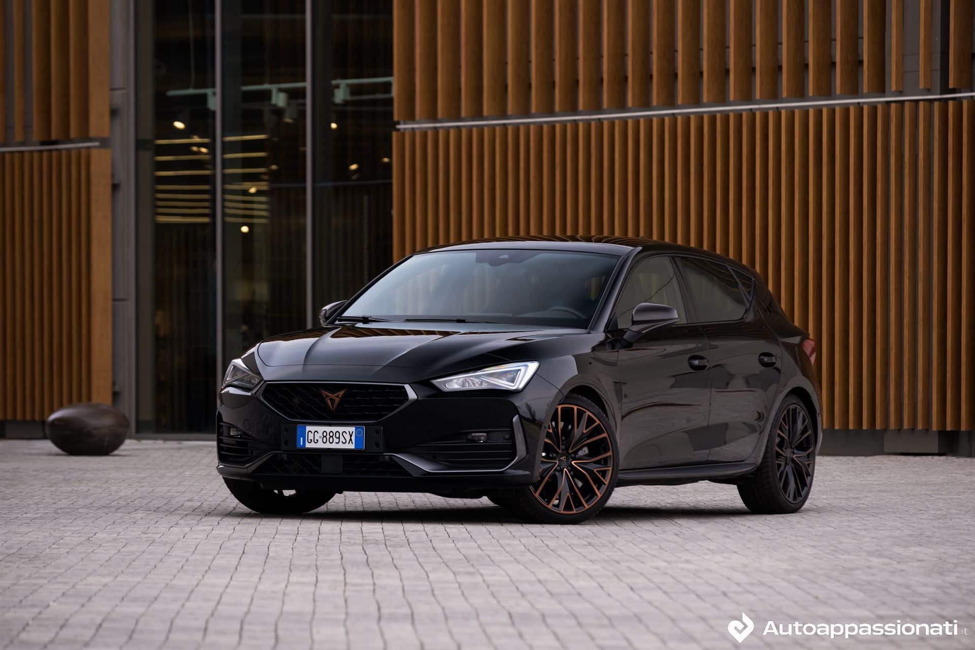 Cupra_LEON_VZ-carbon