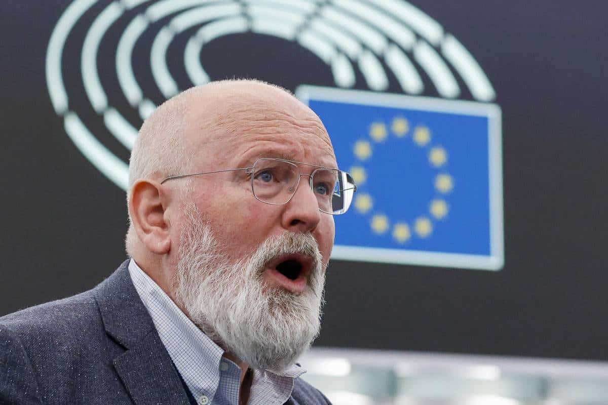 Dietrofront dell’Europa sul 2035? Le parole di Timmermans