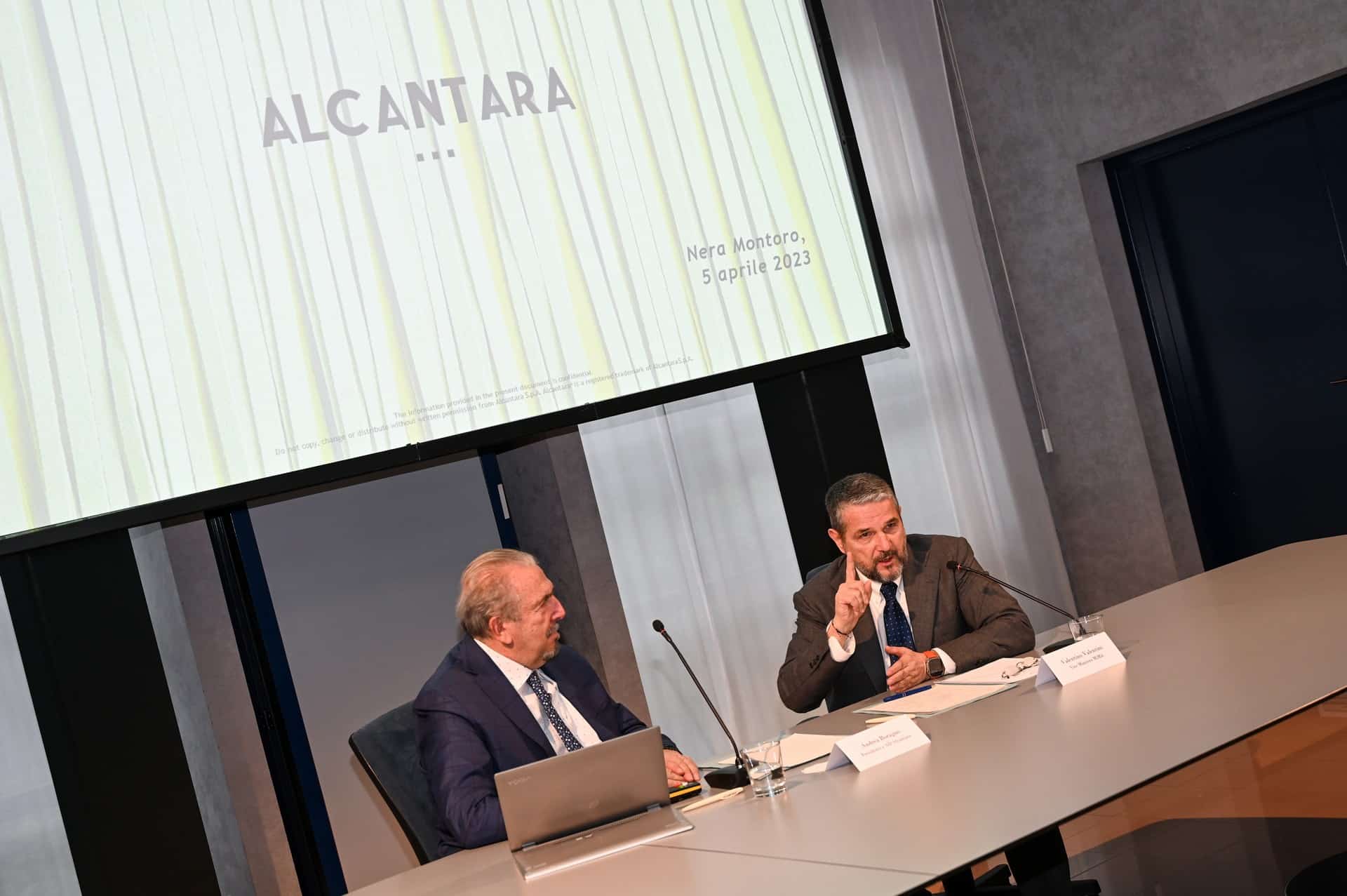 alcantara