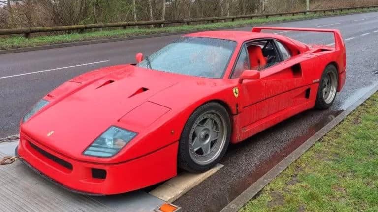 Ferrari F40 a rischio demolizione: il motivo è assurdo