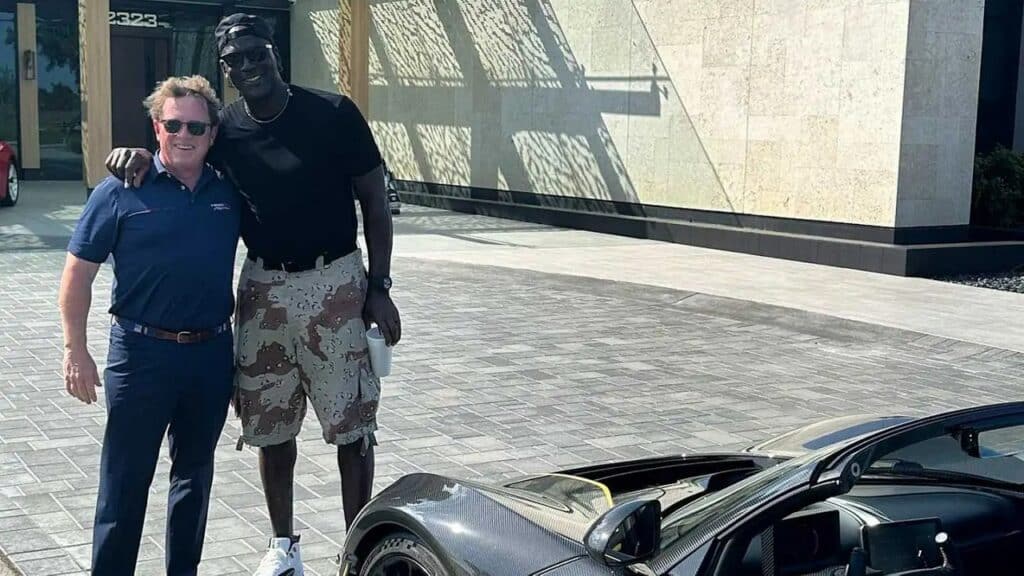 Michael Jordan ha scelto la sua nuova supercar, ha 1.800 CV e supera i 400 km/h