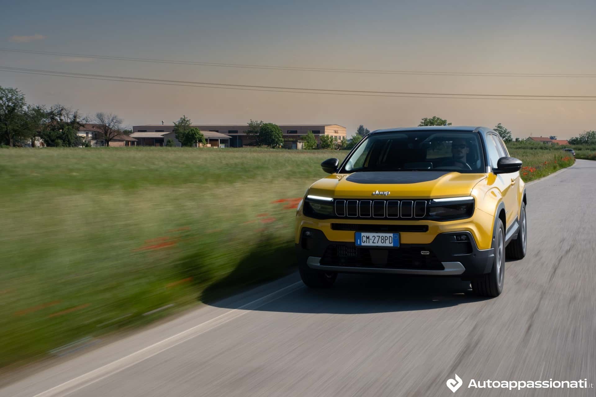 Cambio di rotta: Jeep Avenger benzina in vendita anche in Germania, Francia e UK