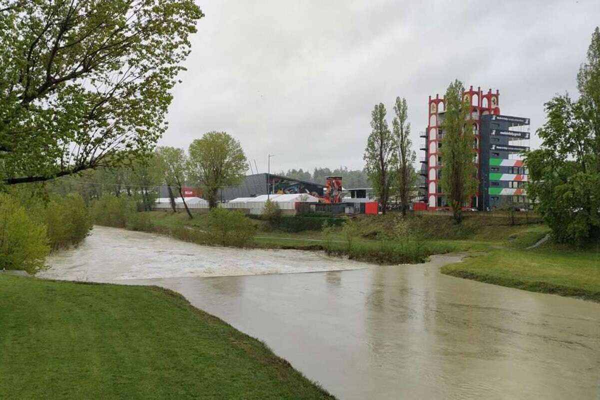 Un meccanico Red Bull scherza sull’alluvione: sui social è polemica