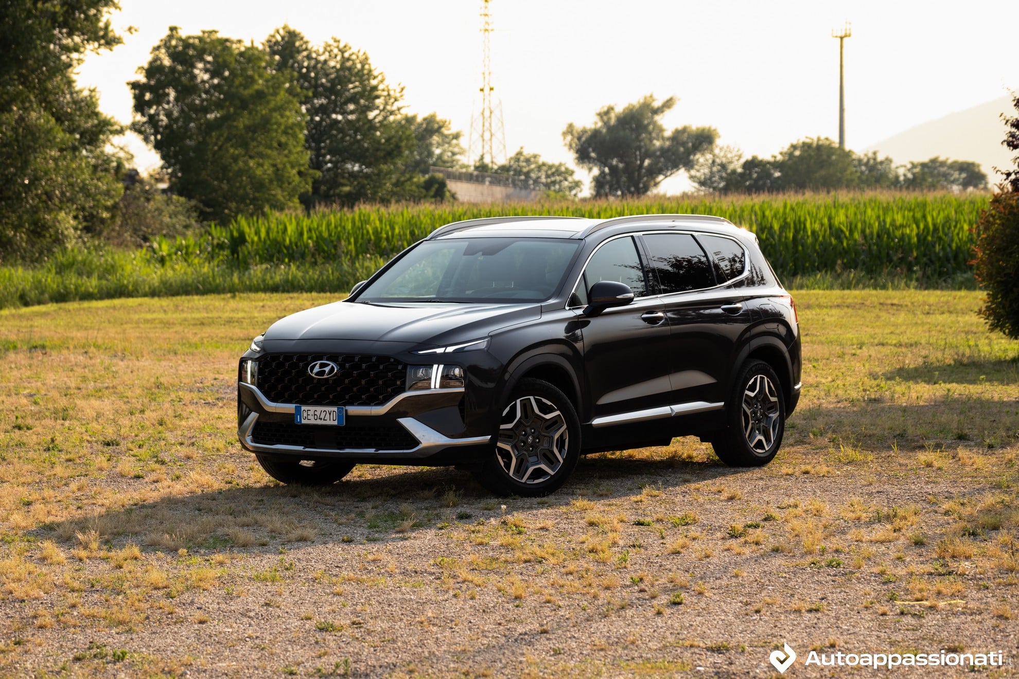 Hyundai Santa Fe 2023: prova su strada, autonomia, consumi e prezzo