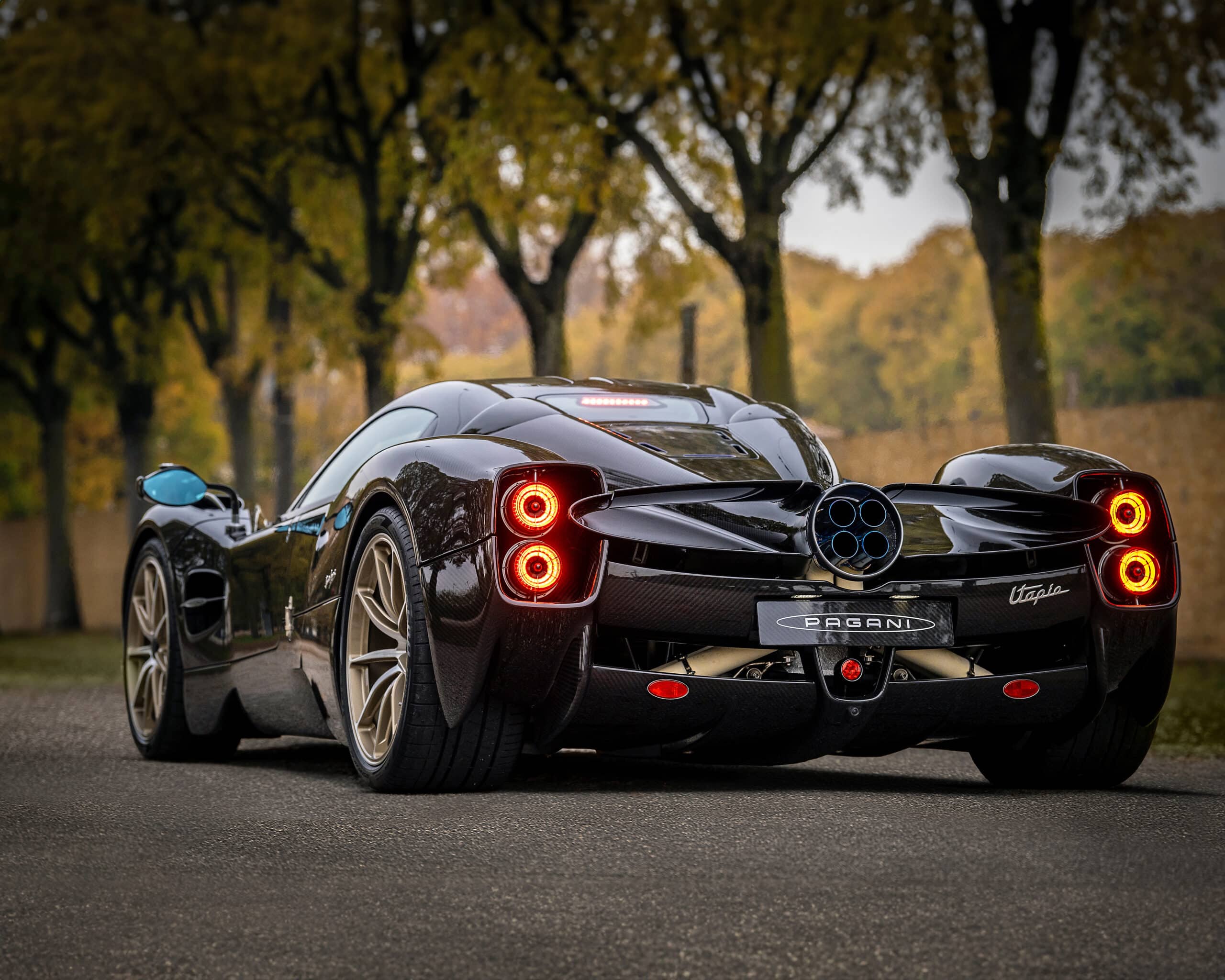 PAGANI UTOPIA