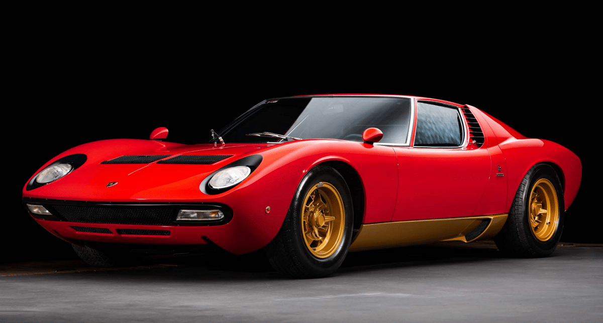 Lamborghini Miura P400 SV, venduto uno dei rari esemplari