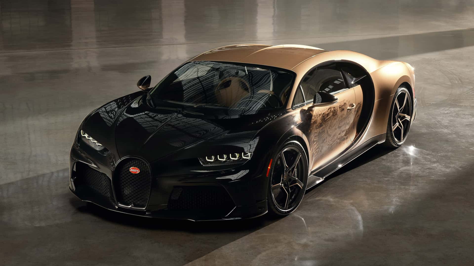 Ci mancava la Bugatti d’oro: ecco quanto vale