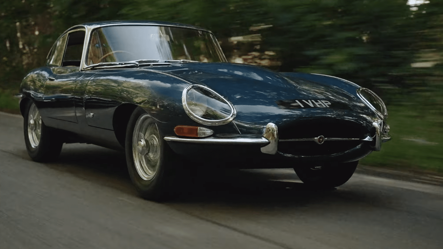 jaguar e-type