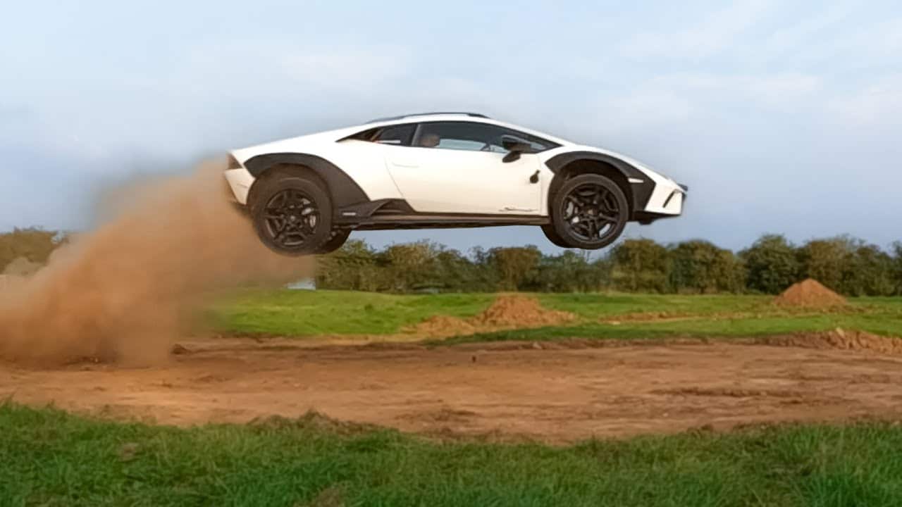 lamborghini huracan sterrato