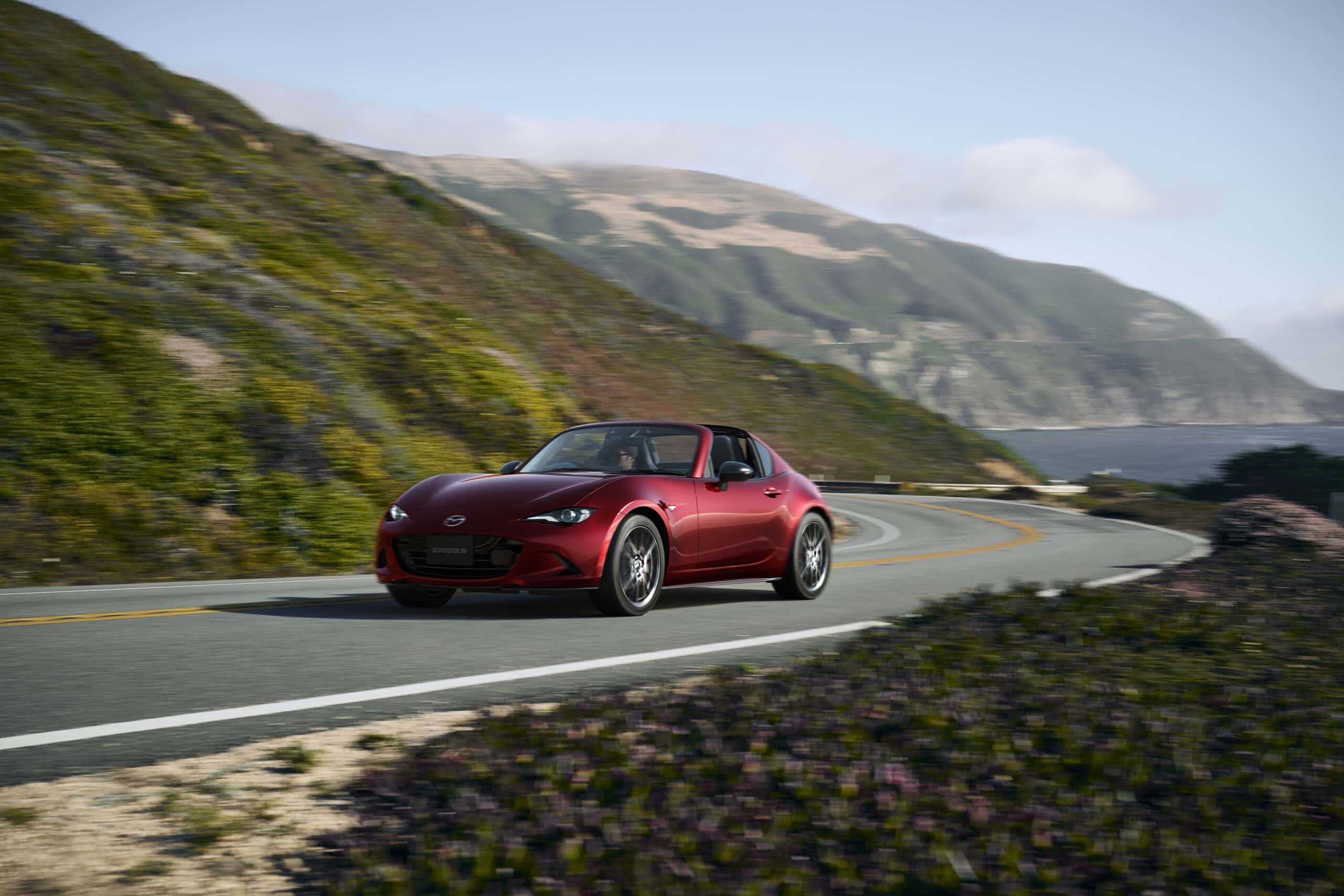 Mazda MX-5 Roadster 2023