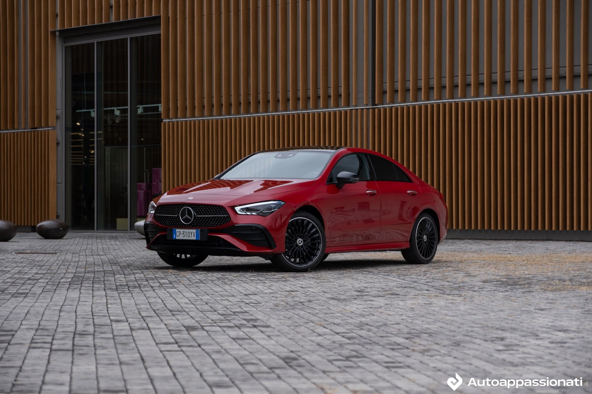 Mercedes CLA 250e Coupé: prova su strada, interni, autonomia, consumi, prezzo