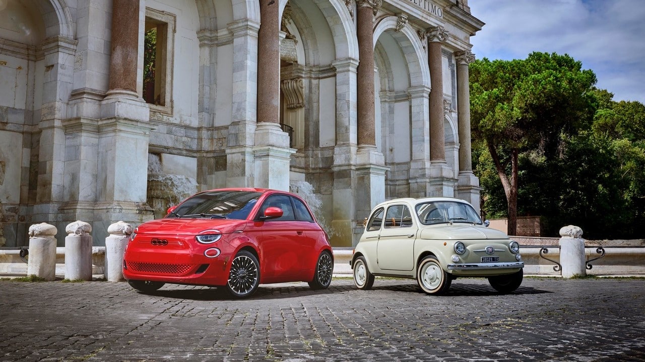 fiat 500e (RED)