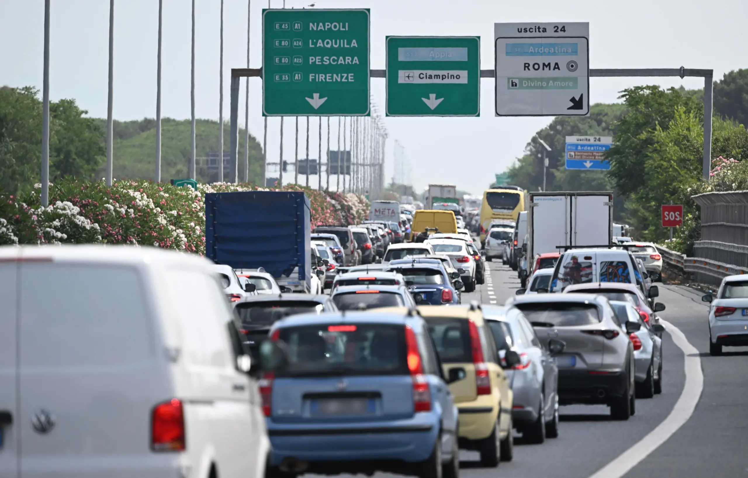 Le previsioni del traffico agosto 2024 per ogni weekend di esodo estivo