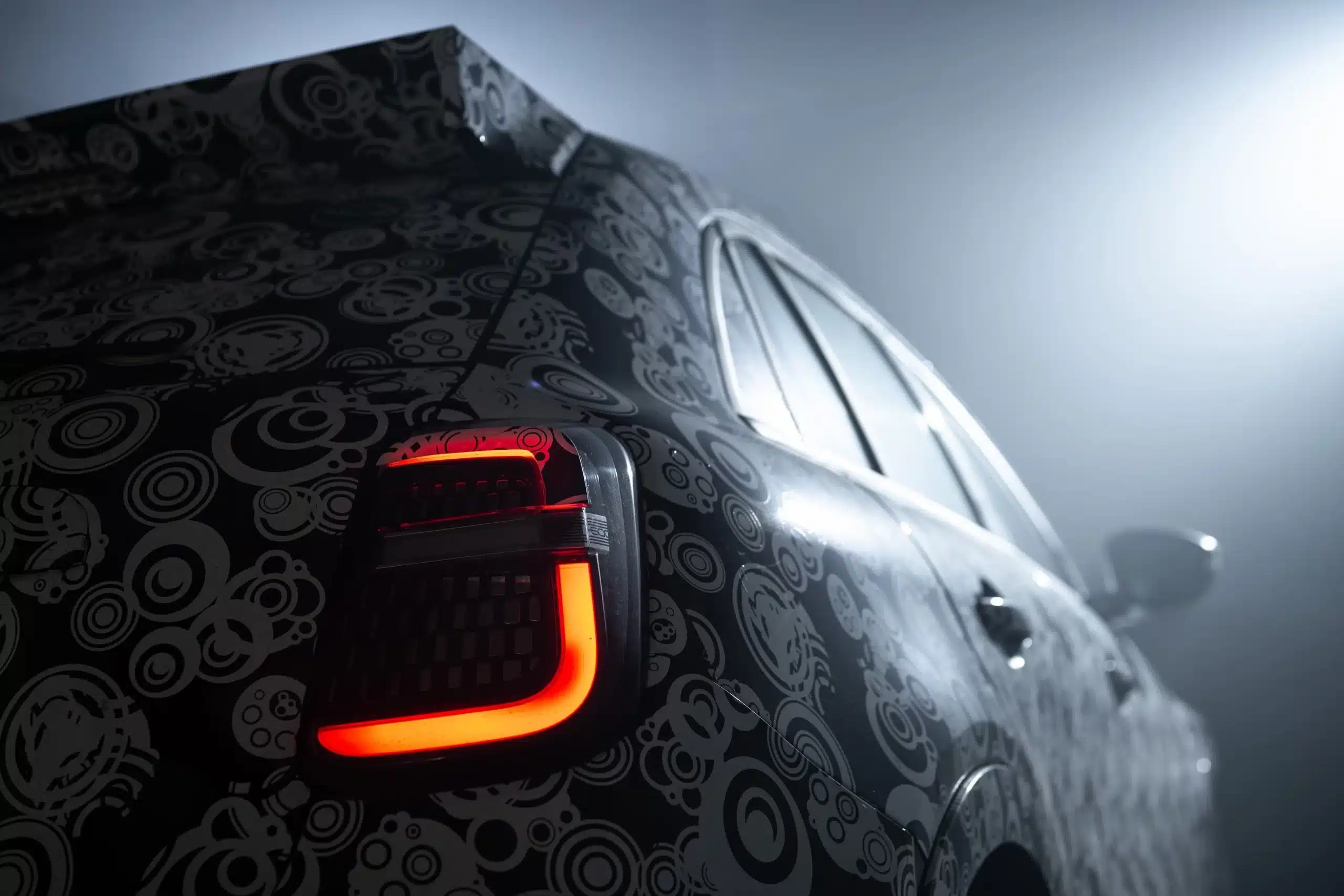 Abarth 600e teaser