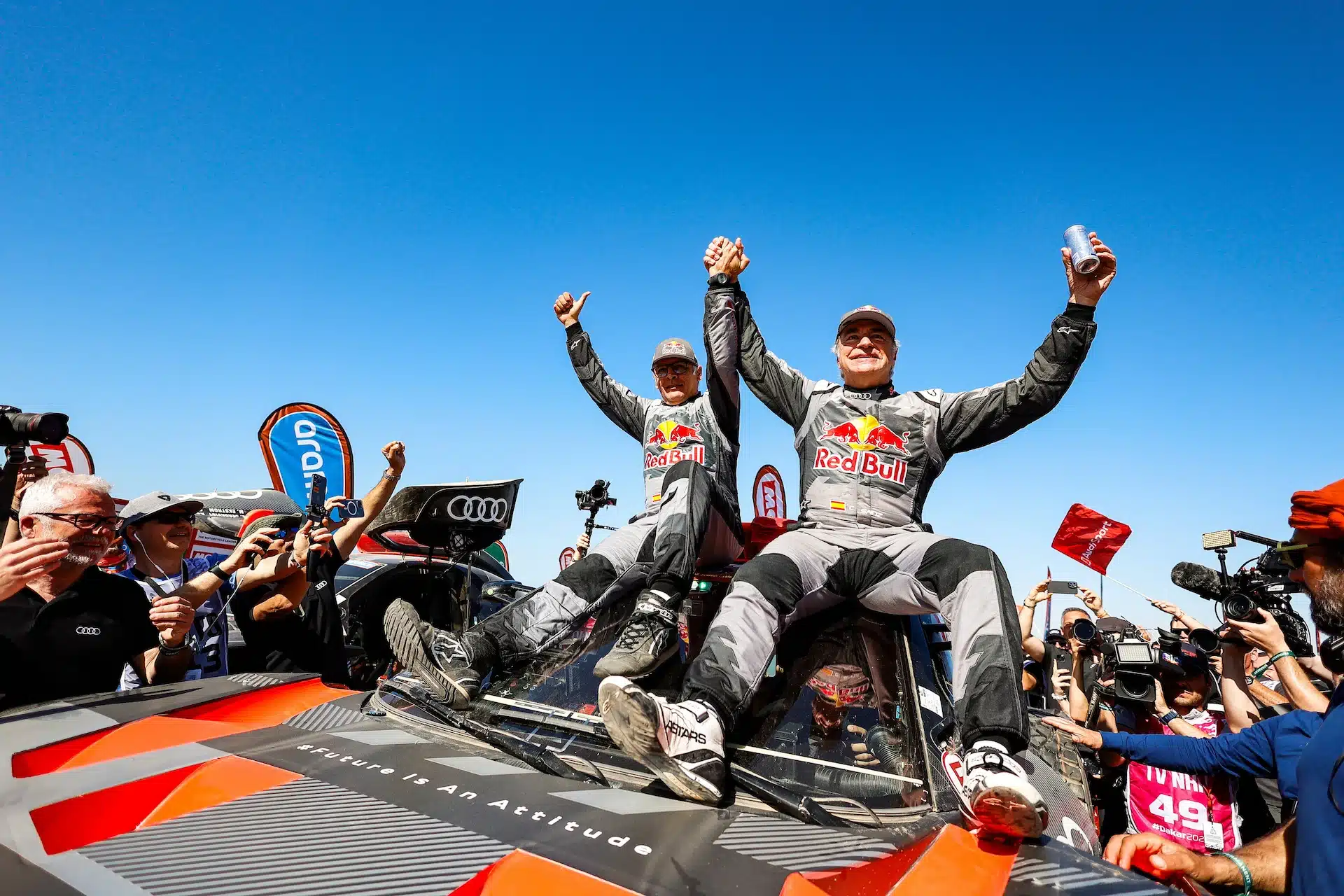 Carlos Sainz vince la Dakar 2024 con Audi: è la sua quarta vittoria