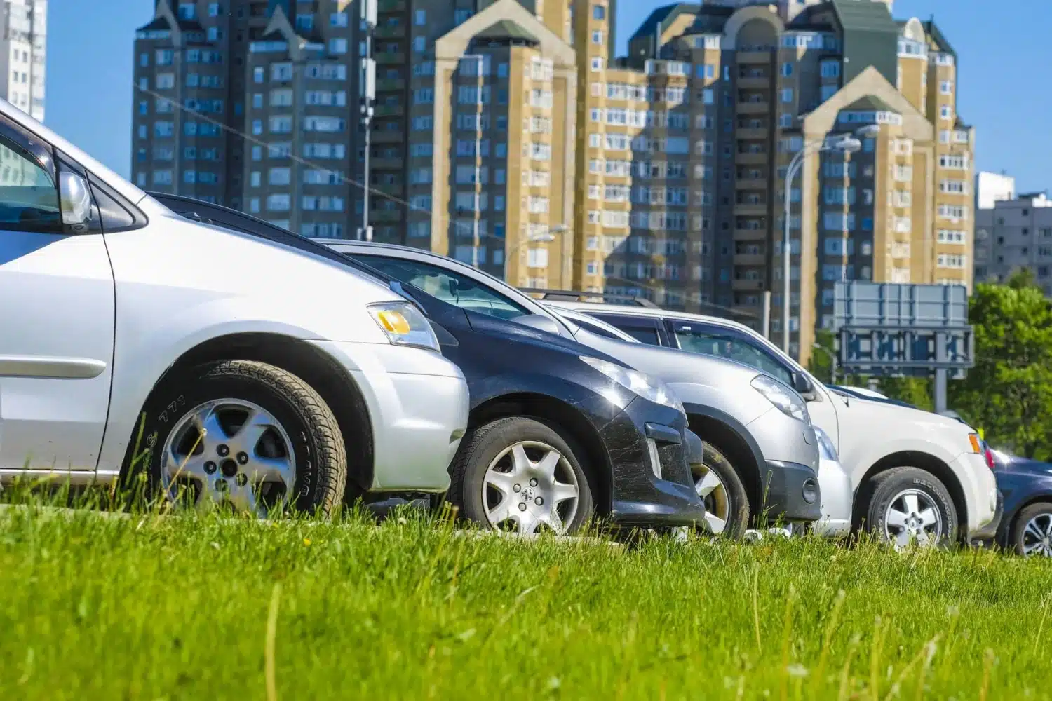 Incentivi auto 2024, nuovi ritardi: forse partono ad aprile