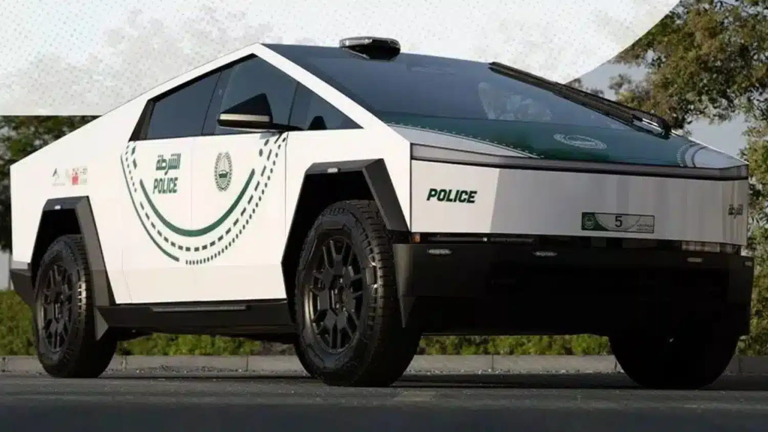 Tesla Cybertruck fa il suo ingresso nella polizia di Dubai