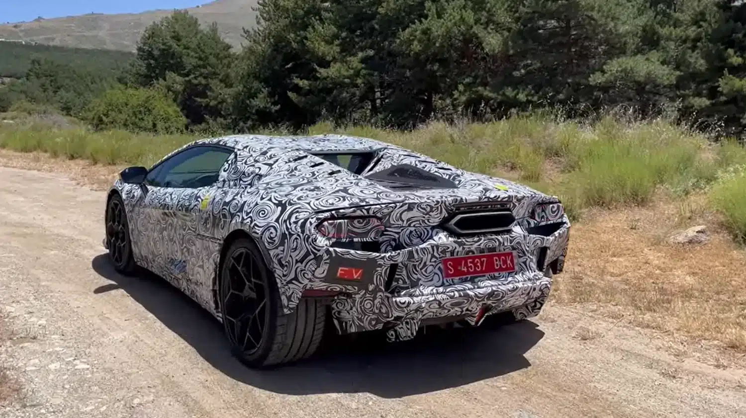 Lamborghini Temerario, il video a una settimana dal debutto