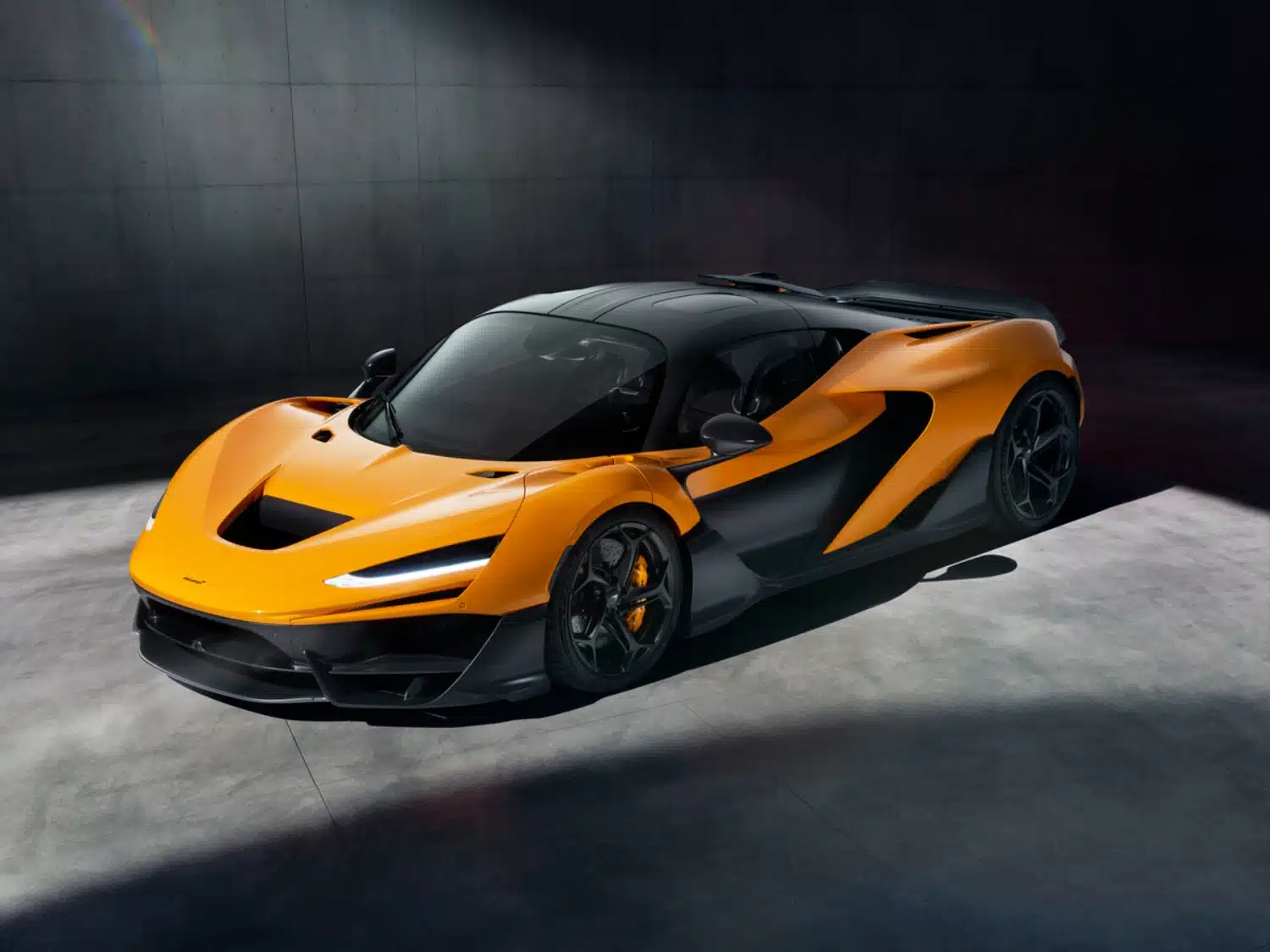 McLaren W1: la supercar ibrida da record