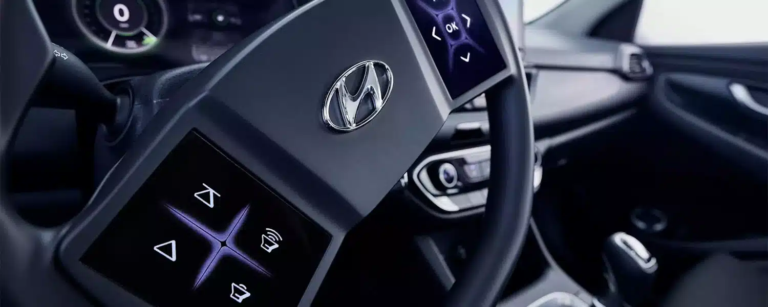 Hyundai controtendenza: si torna ai tasti fisici